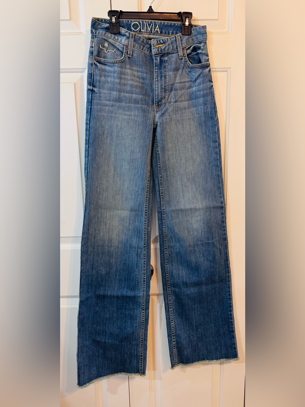 Kimes Ranch Women's Wide-Leg Jeans in Medium Blue Wash Olivia